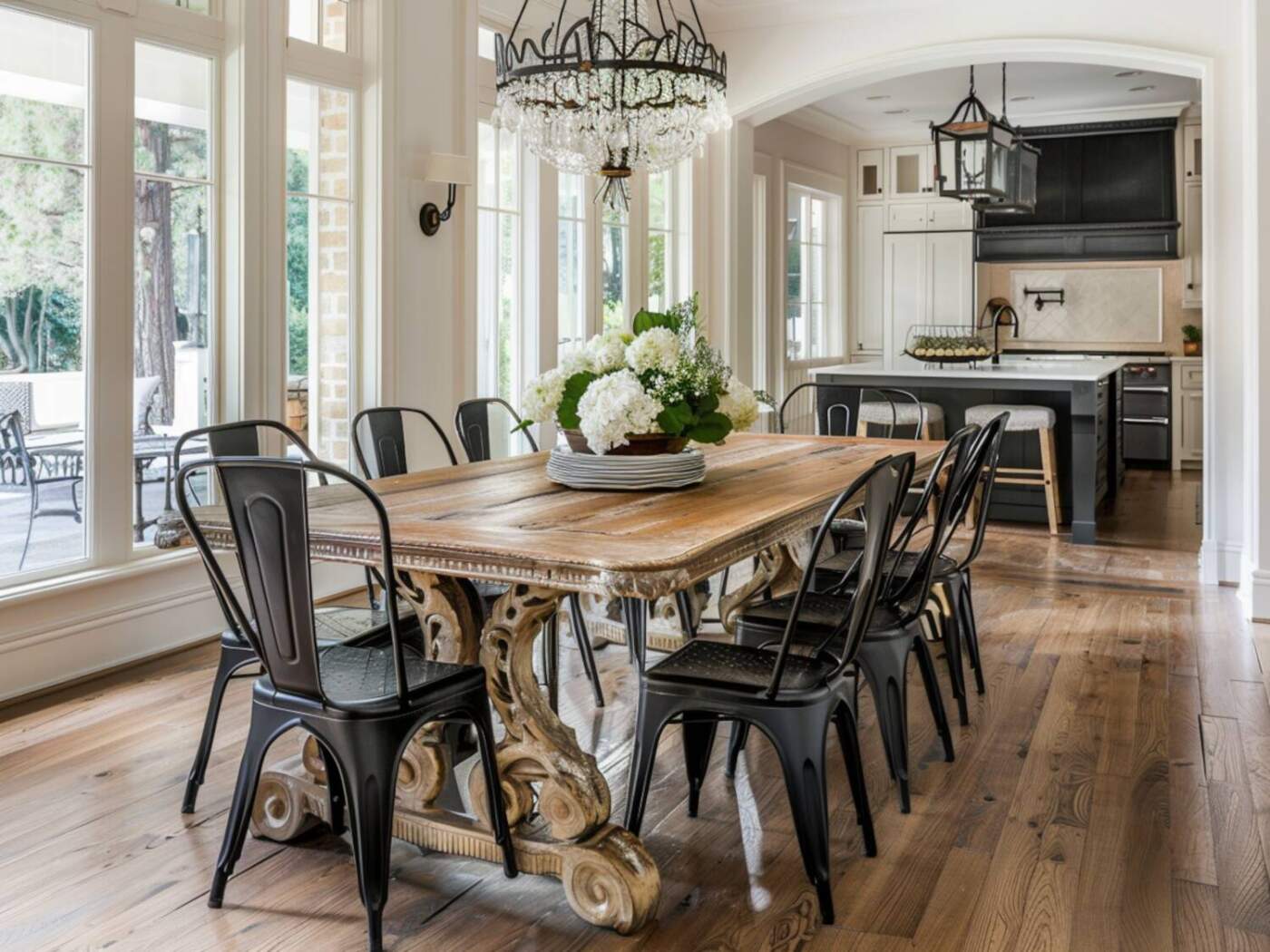 Wywiad z projektantem: Jak łączyć klasykę z nowoczesnością w meblach?